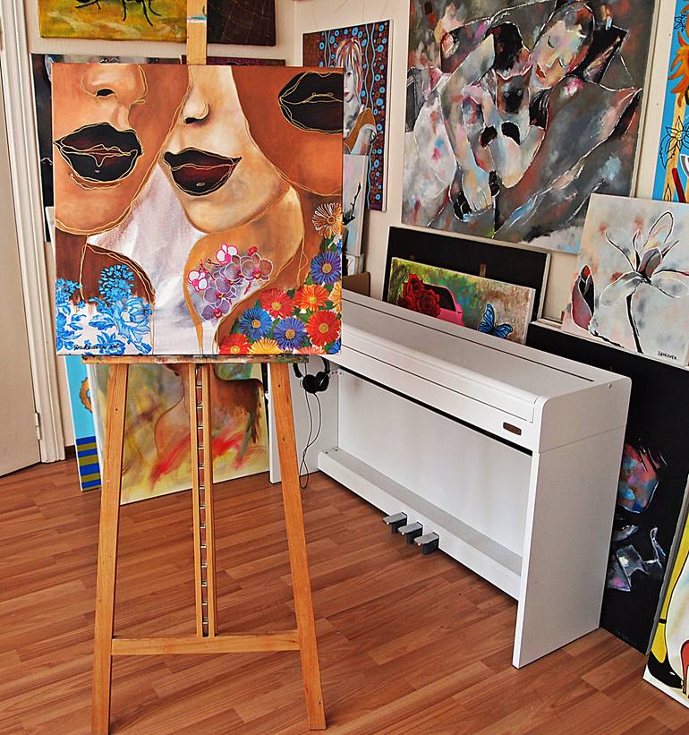 Original Figurative Fashion Painting by Daheaven Art