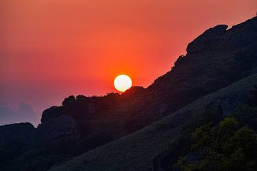 Sunset  Pictures,Sun Set,Sunset Couple,Sunset Mountains,Beautiful Landscape,Natural Beauty,Natural Background,Land Scape,Nature Images,Outdoors,HD Sky ,Sunrise,Sun  Pictures,Red Sky,Dawn,Dusk,Mountain Images,Moon  Pictures,Night thumb