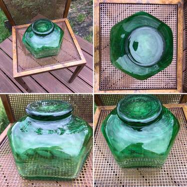 Hexagonal Frog Jar thumb