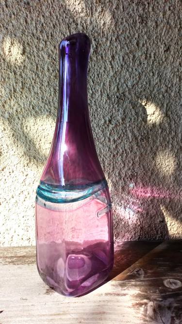 Violet Soup Vase thumb