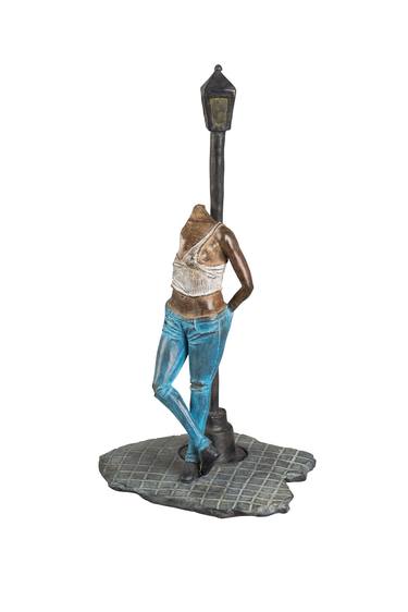 Original Figurative Women Sculpture by Philippe CRIVELLI