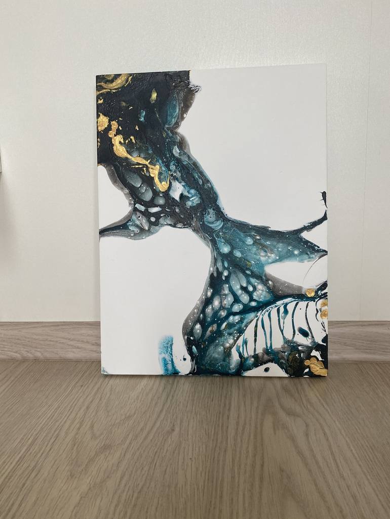 Original Fluid art Abstract Painting by Valeriya Avtukhova