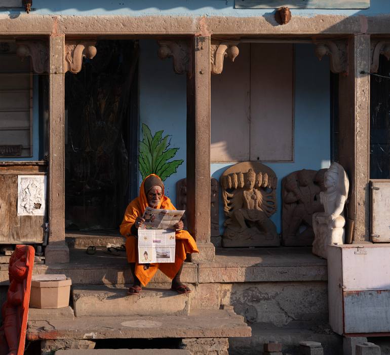 Original People Photography by Vipin Goje | Documentary Art on Canvas | Morning Silence of Faith and Form - A Banaras Street Story