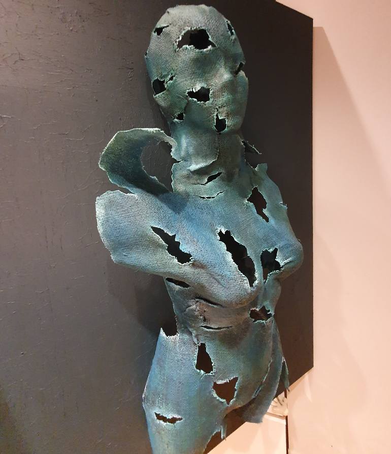 Original Body Sculpture by Gonca Kopuz