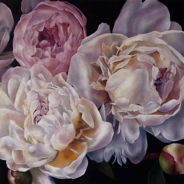 Original Photorealism Floral Paintings by Barbara Abeltina