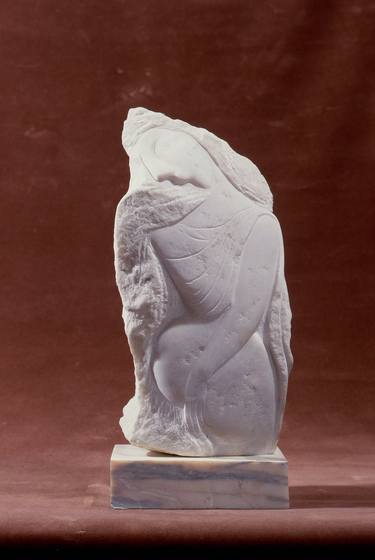 Original Figurative Women Sculpture by Vahram Hovakimyan