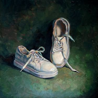 White shoes on green | 50x50 cm | thumb