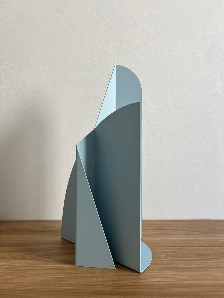 Original Conceptual Abstract Sculpture by Henriod Tresierra