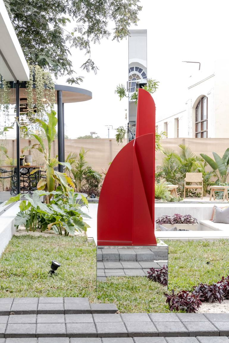 Original Abstract Expressionism Abstract Sculpture by Henriod Tresierra