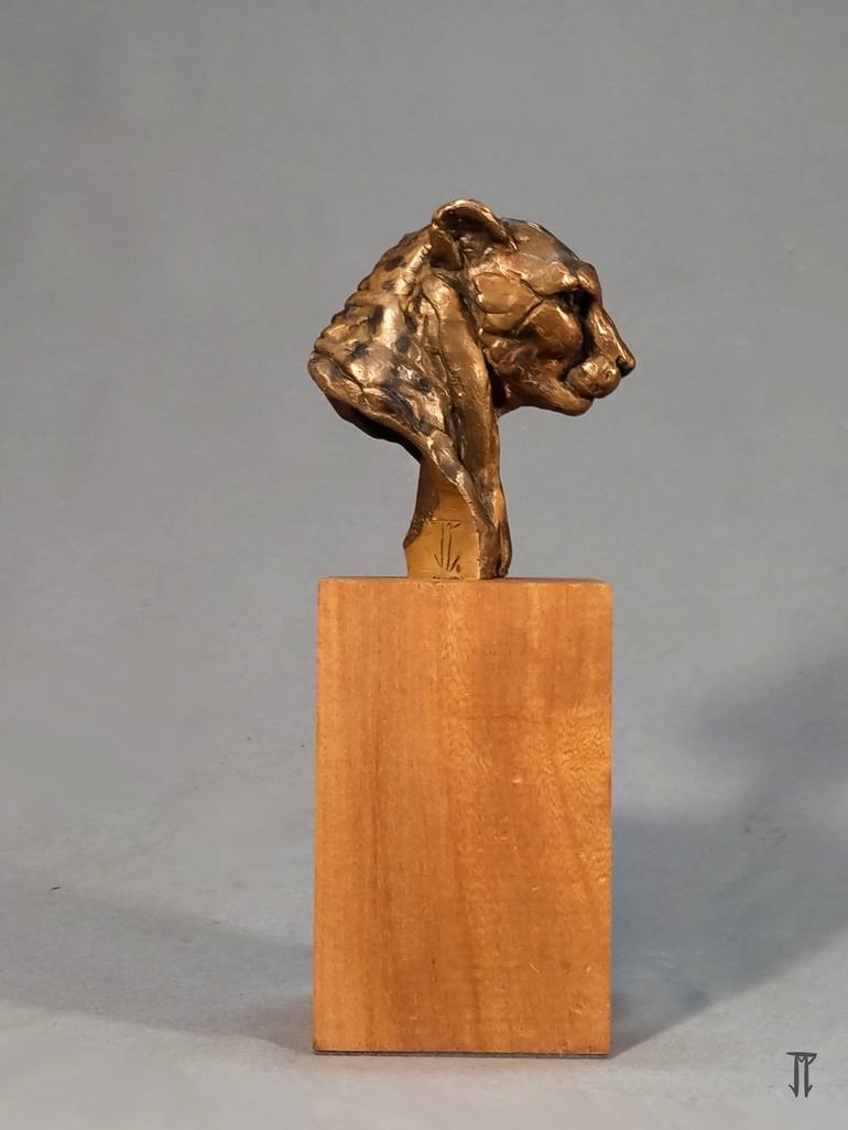 Original Figurative Animal Sculpture by Jose Miguel Pino