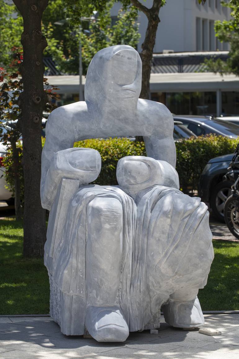 Original People Sculpture by Cagri Gozkonan