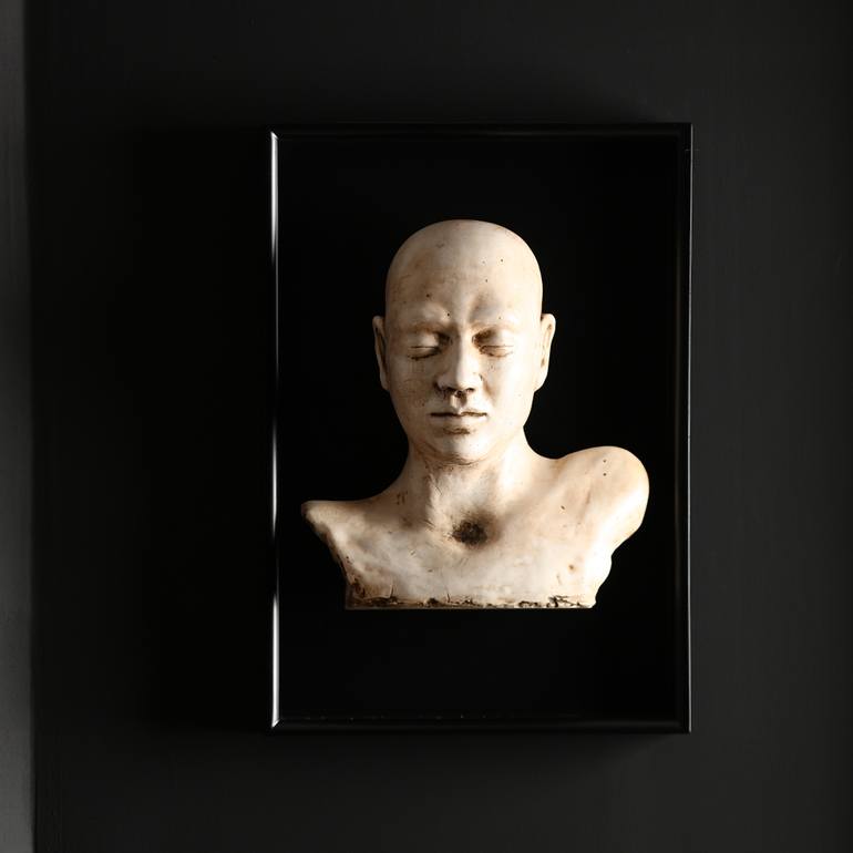 Original Figurative People Sculpture by Ozan Varel