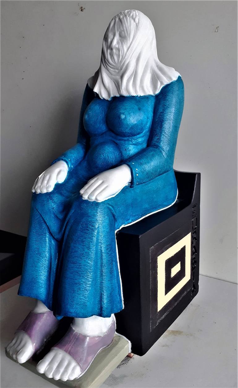 Original Figurative Women Sculpture by severino Braccialarghe
