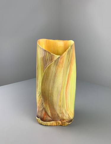 Royal Palm Vase thumb