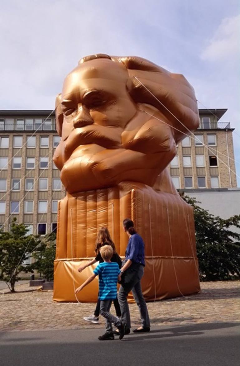 Original Political Sculpture by Hannes Langeder