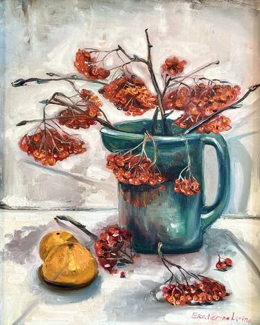 Red mountain ash and tangerines / Still life thumb