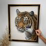 Glimmering gaze – tiger painted on pure silk