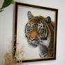 Glimmering gaze – tiger painted on pure silk