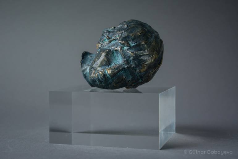 Original Figurative Portrait Sculpture by Gülnar Babayeva