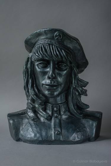 Original Fine Art Portrait Sculpture by Gülnar Babayeva