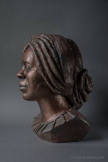 Original Portraiture Portrait Sculpture by Gülnar Babayeva