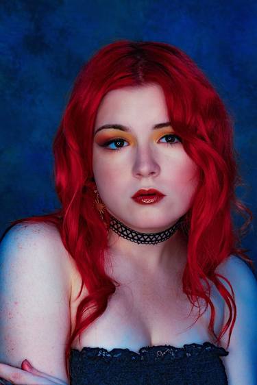 Beautiful Women with Red Hair and Expressive Eyes thumb