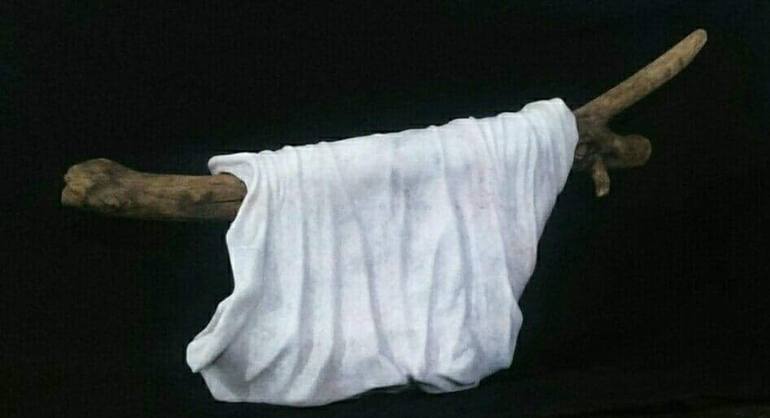 Original Figurative Light Sculpture by Gustavo Márquez Sandoval