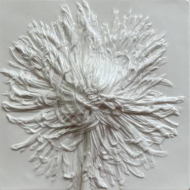 White Spider Mum Floral Plaster Art thumb