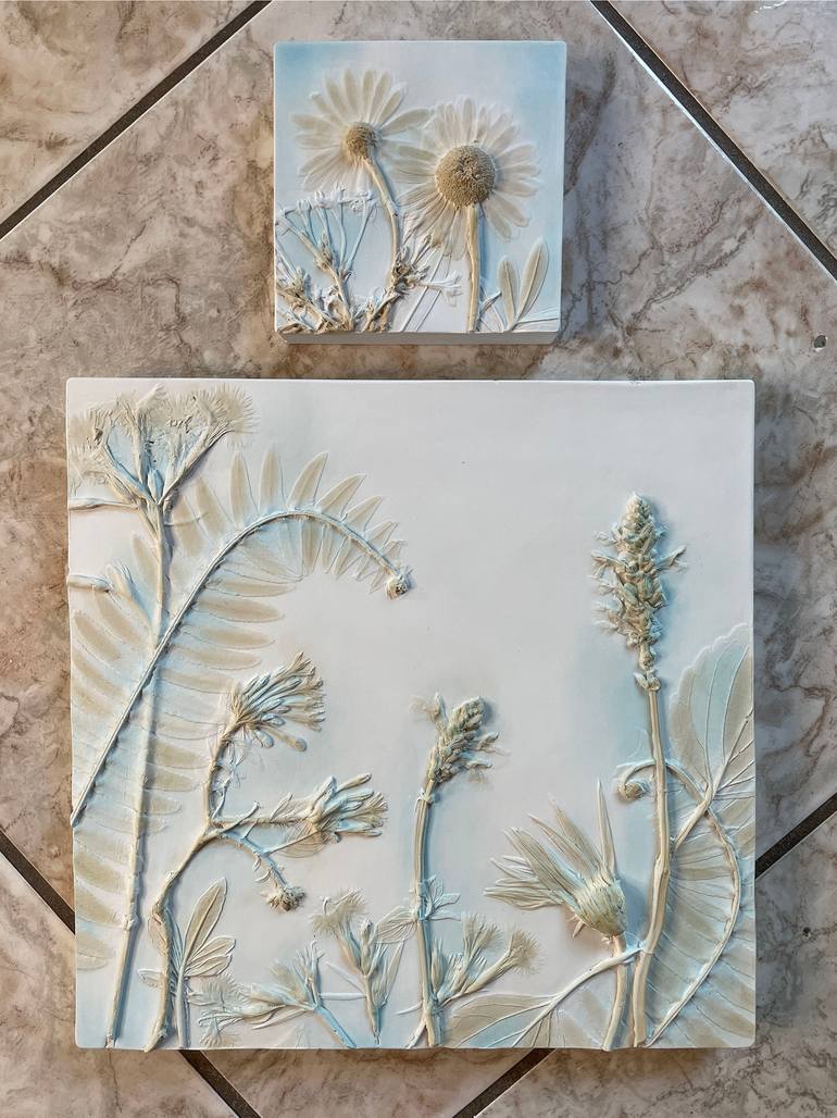 Original Minimalism Floral Sculpture by Ruth Welter