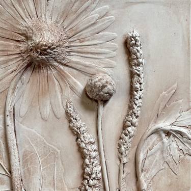 Ceramic Flower Fossil Wall Art thumb