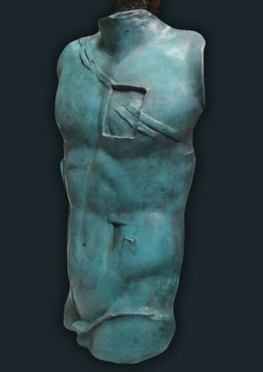 PERSEUS - sculpture Igor Mitoraj thumb