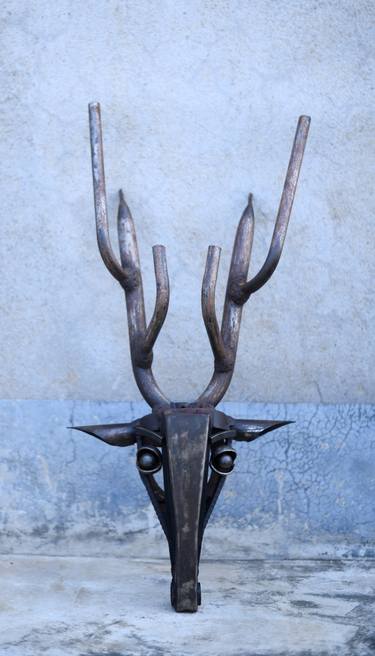 deer head sculpture thumb