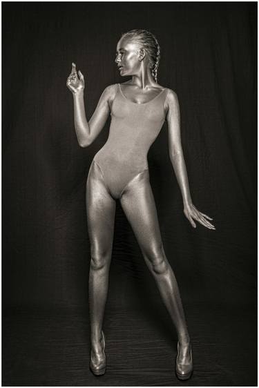 Silver woman - Limited Edition of 1 thumb