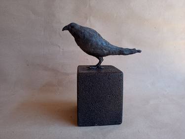 The Raven Sculpture thumb