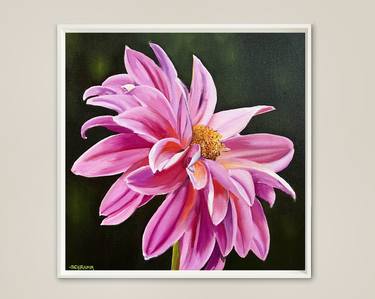 Original Realism Floral Paintings by Sabine Schramm