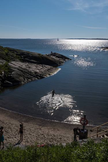 Long Summer Nights at Suomenlinna II thumb