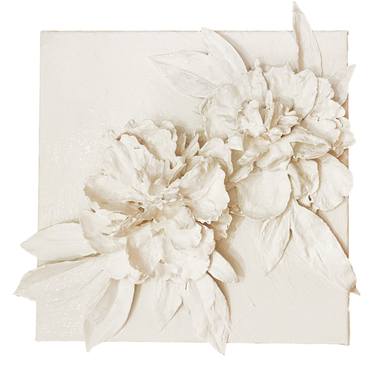 Original Realism Botanic Sculpture by Tatiana Duperault