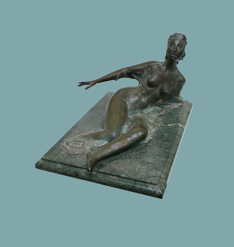 Venus. Queen of Dreams bronze, 2005 H-34 cm - Print