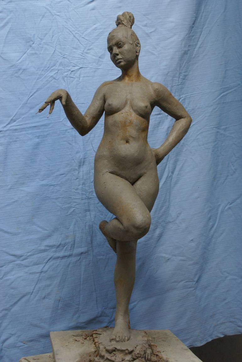 Original Figurative Women Sculpture by Serhii Brylov