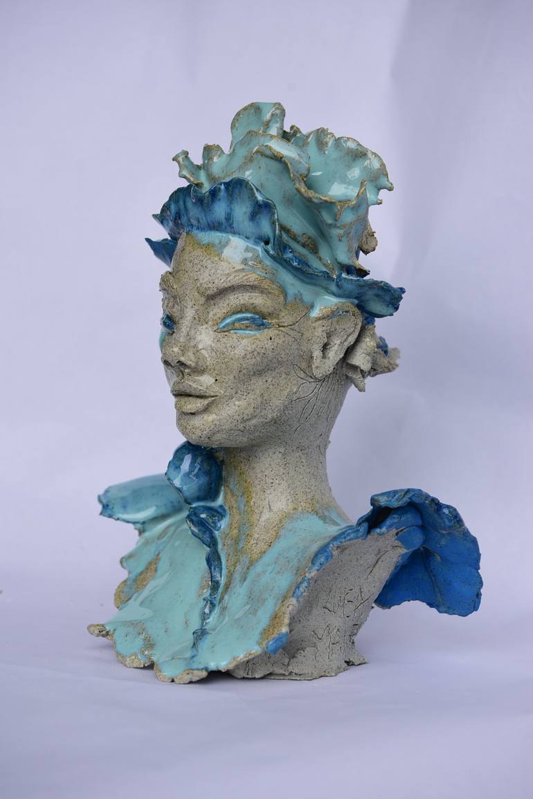 Original Portraiture Women Sculpture by Luisa Manea