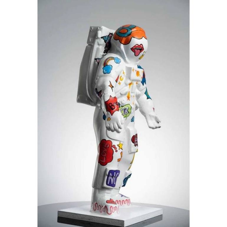 Original Pop Art Abstract Sculpture by Dervis Akdemir