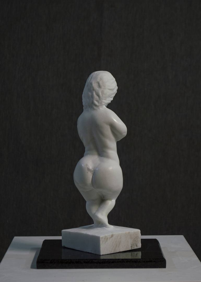 Original Body Sculpture by Decorative Sculptures