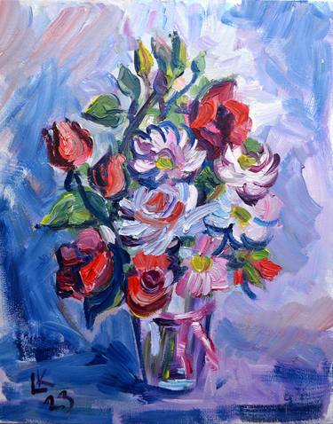 Bouquet of flowers in a vase thumb