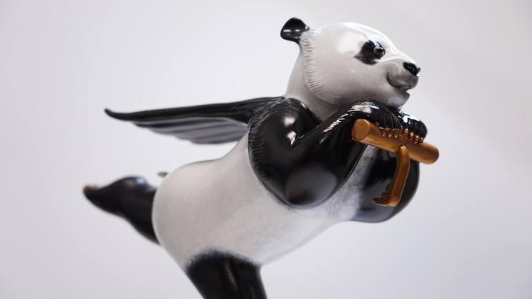 Original Black & White Animal Sculpture by Yongchang Zhao