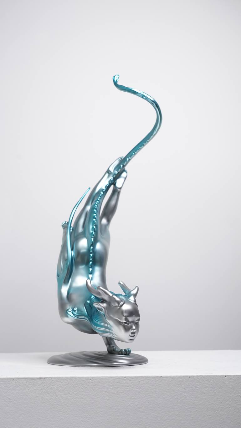 Original Modernism Cinema Sculpture by Zhao Yongchang