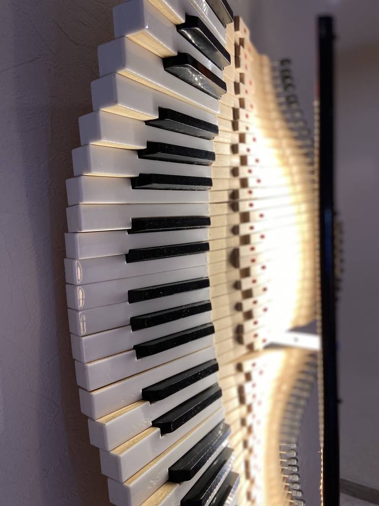 Piano Sound Wave, Sculpture by Oleg Degtyarenko