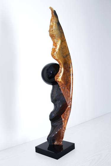 Original Minimalism Abstract Sculpture by Daria Ripandelli