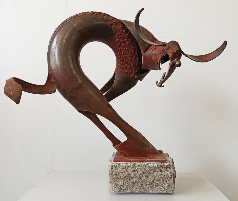 Original Conceptual Animal Sculpture by ArtimaginationShop Gallery