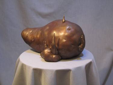 Sculpture bronze Ukraine potato thumb