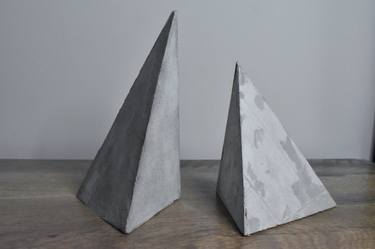 Martian Pyramid Set of 2 Concrete Sculptures thumb